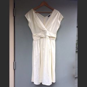 Retrolicious cream dress